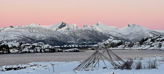 AURORA NORTHERN LIGHTS RETREATS Senja Norway(4)